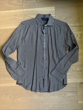 Robert Graham Patterned Button-Up Shirt